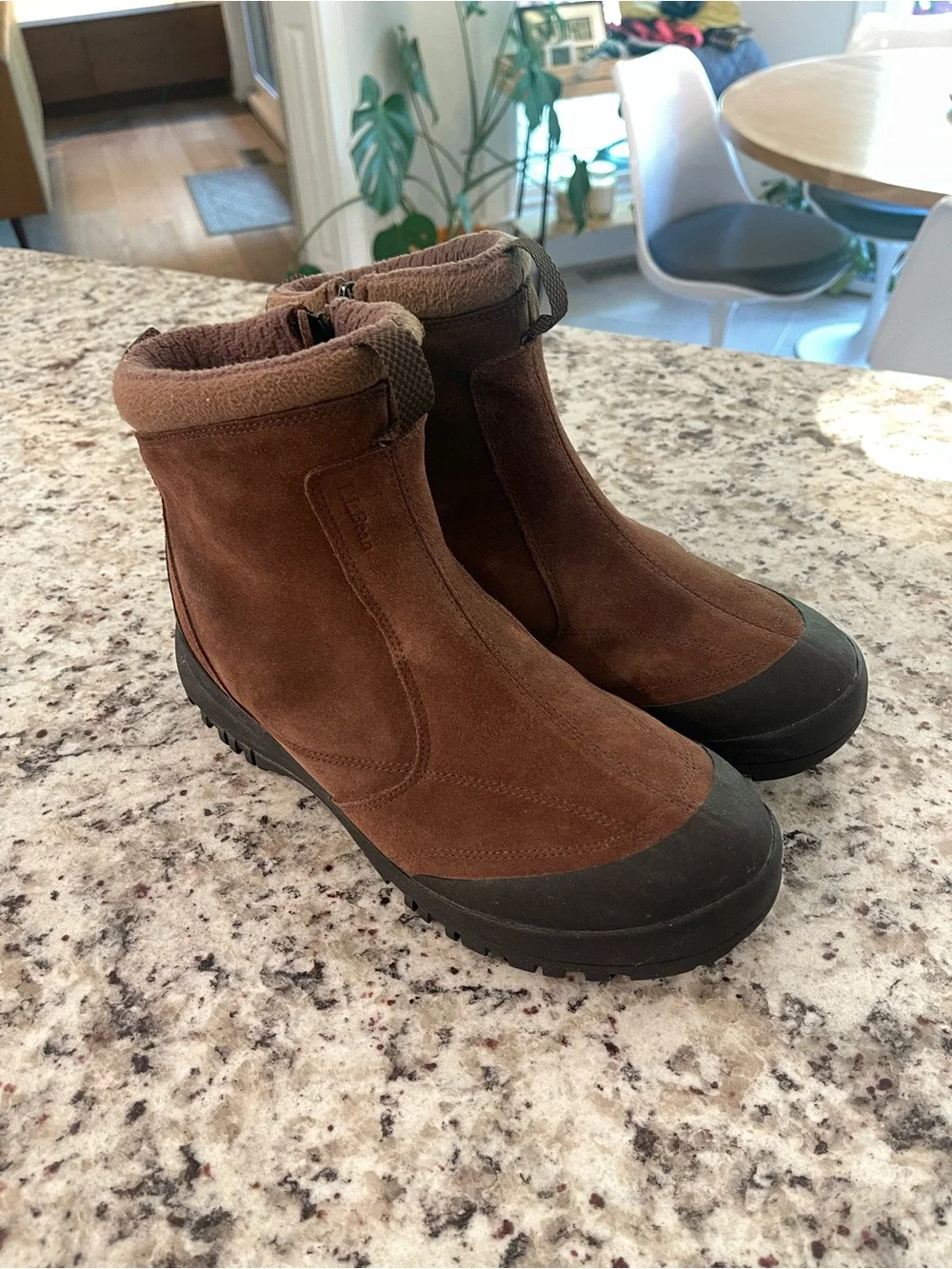 L.L.Bean PrimaLoft 100g Insulated Suede Boots Men’s 11 Wide Brown Side Zip